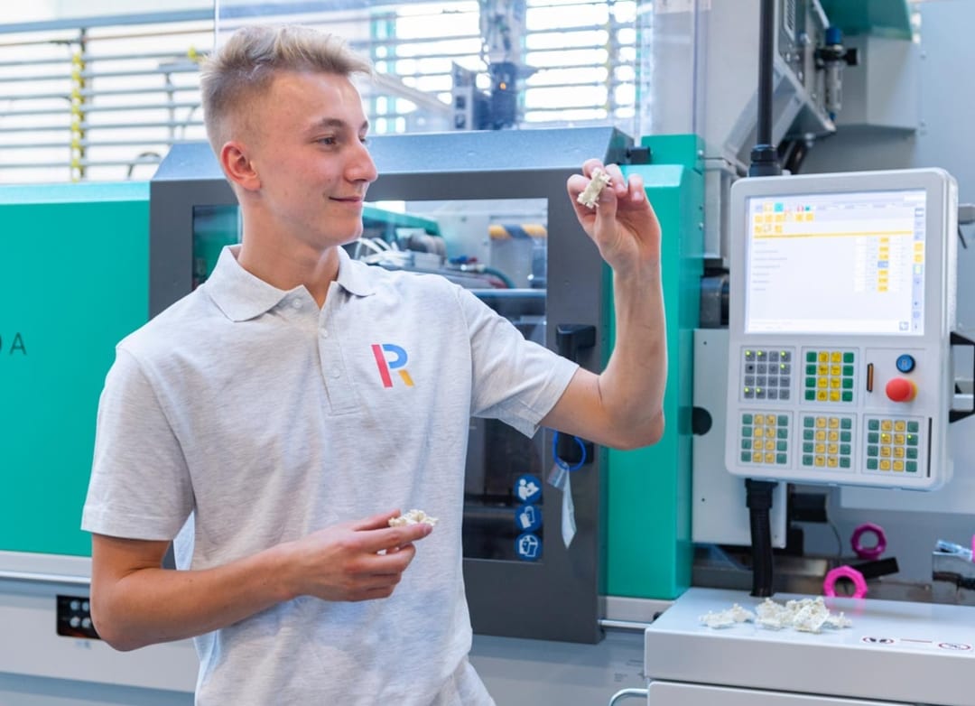 Kunststoff-Künstler gesucht!